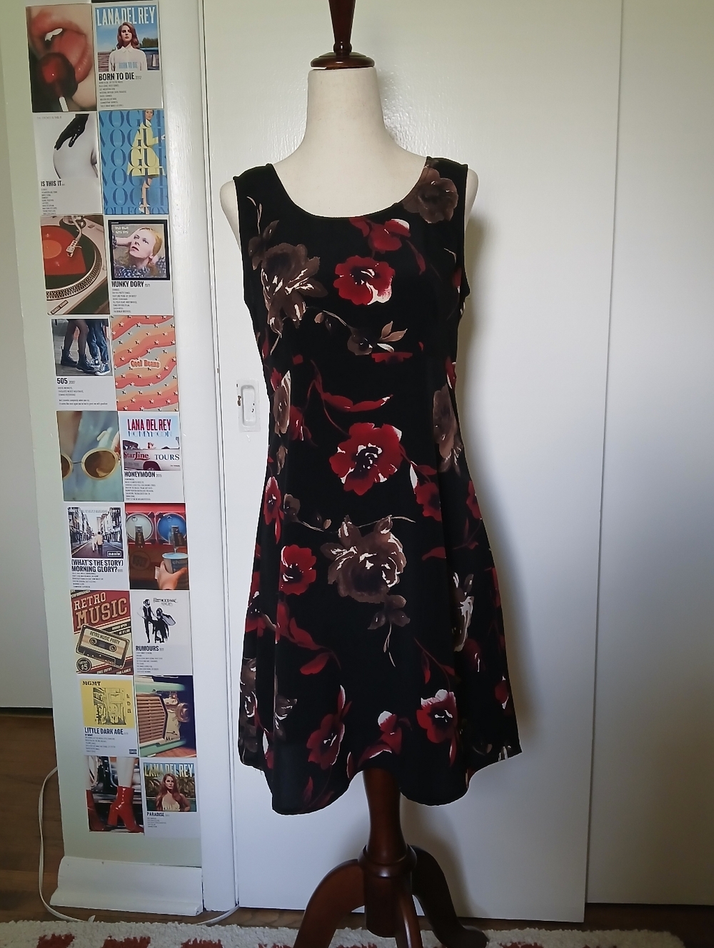 Vintage 90s Dby Black And Red Floral Mini Dress